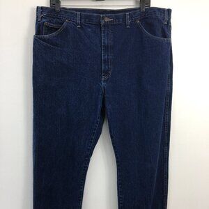 Dickies Mens Medium Wash Jeans 44x32 Like-NEW Condition